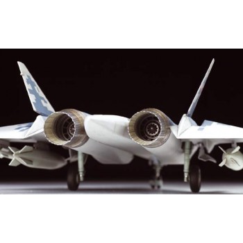 zvezda Sukhoï Su-57 1/72 7319