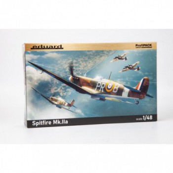eduard Spitfire Mk.IIa ProfiPack Edition 1/48 82153