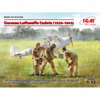 ICM German Luftwaffe Cadets 1939-1945 3 figures 1/32 32103