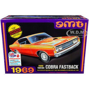 AMT 1969 FORD TORINO COBRA FASTBACK 1/25 AMT1217