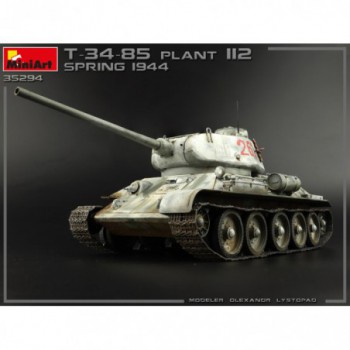 miniart T-34/85 plant 112 spring 1944 interior kit 1/35 35294