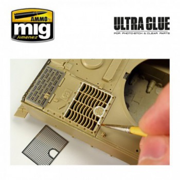 ammo mig ULTRA GLUE - FOR ETCH, CLEAR PARTS & MORE AMIG2031