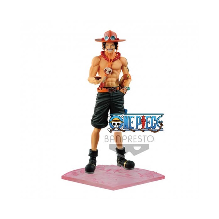 Lot d'accessoires One Piece - , les ventes publiques