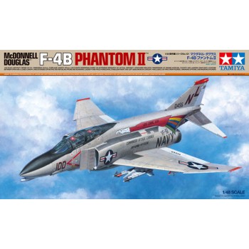 tamiya F-4B Phantom II  1/48 61121