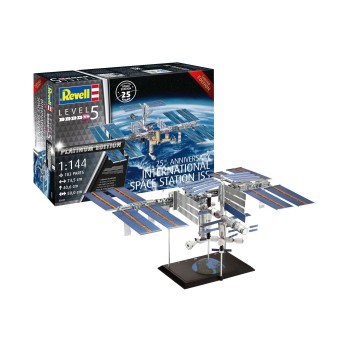 revell 25th Anniversary "ISS" Platinum 1/144 05651