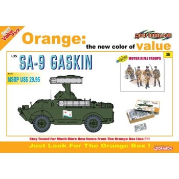 dragon Soviet SA-9 Gaskin with Motor Rifle Troops 1/35 9138