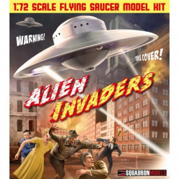 squadron models FLYING SAUCER ALIEN INVADER 1/72