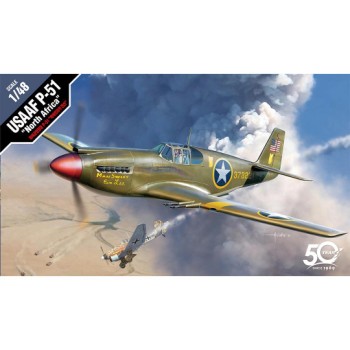 ACADEMY USAAF P-51 « North Africa » 1/48 12338